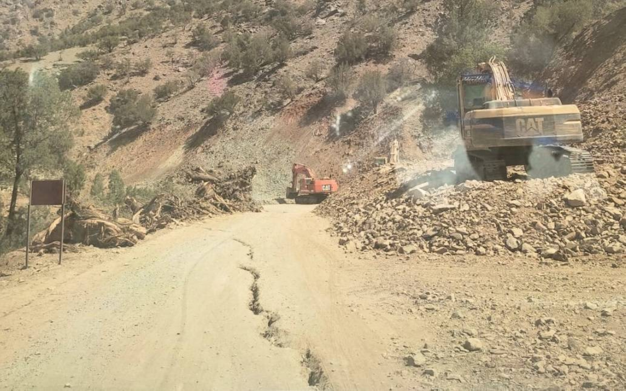 Séisme : Après Al Haouz et Chichaoua, 9 douars de la province de Ouarzazate reconnectés au réseau routier (ministère)