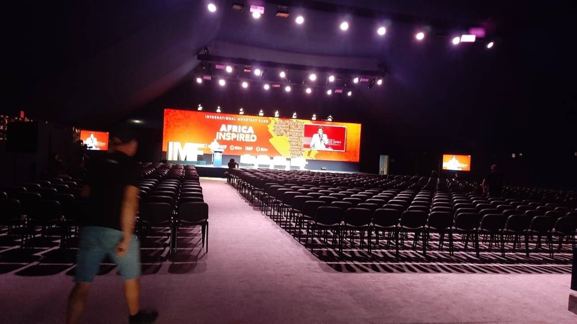 Séisme : les équipements du village des Assemblées BM-FMI serviront à aménager des écoles affectées