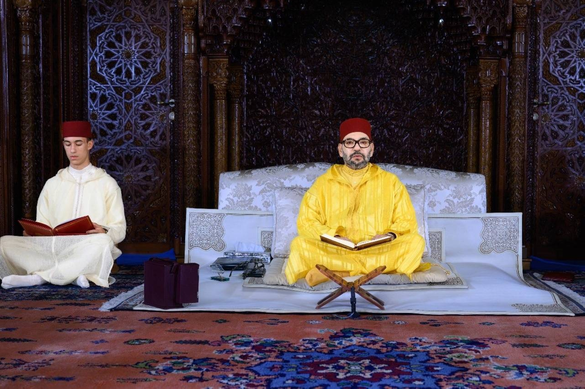 25è anniversaire de la disparition de Feu S.M. le Roi Hassan II : S.M. le Roi, Amir Al-Mouminine, préside une veillée religieuse