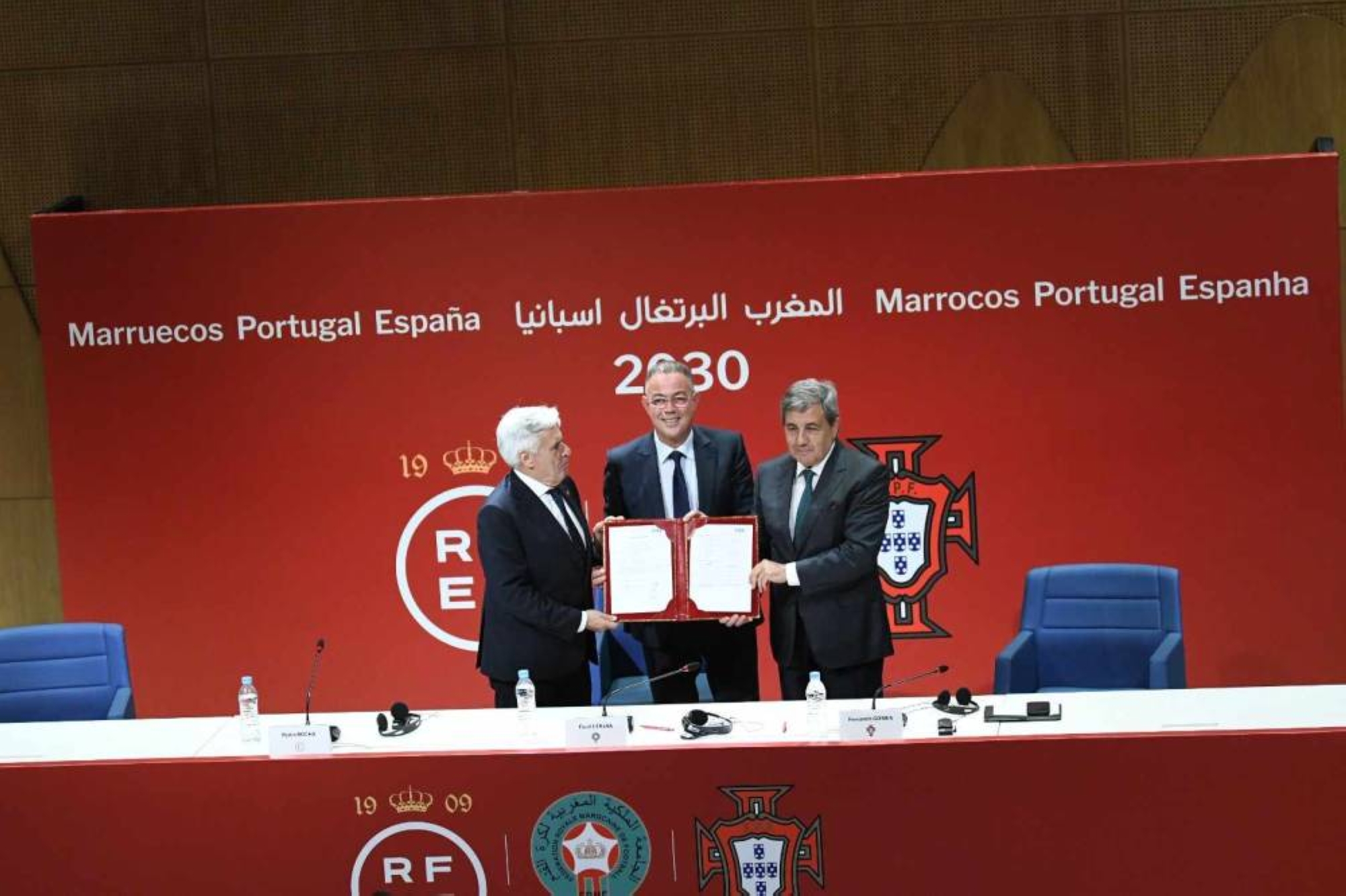 Signature de l’accord officiel pour l’organisation du Mondial 2030