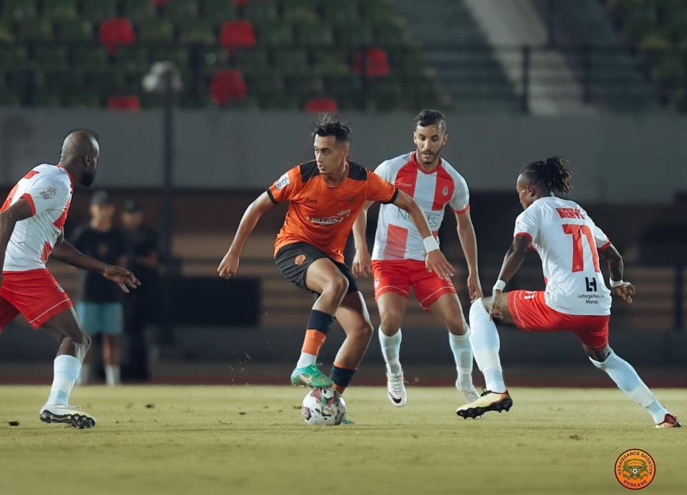 Botola : le trio de tête en déplacement, le HUSA et l’IRT en lutte pour échapper à la zone rouge