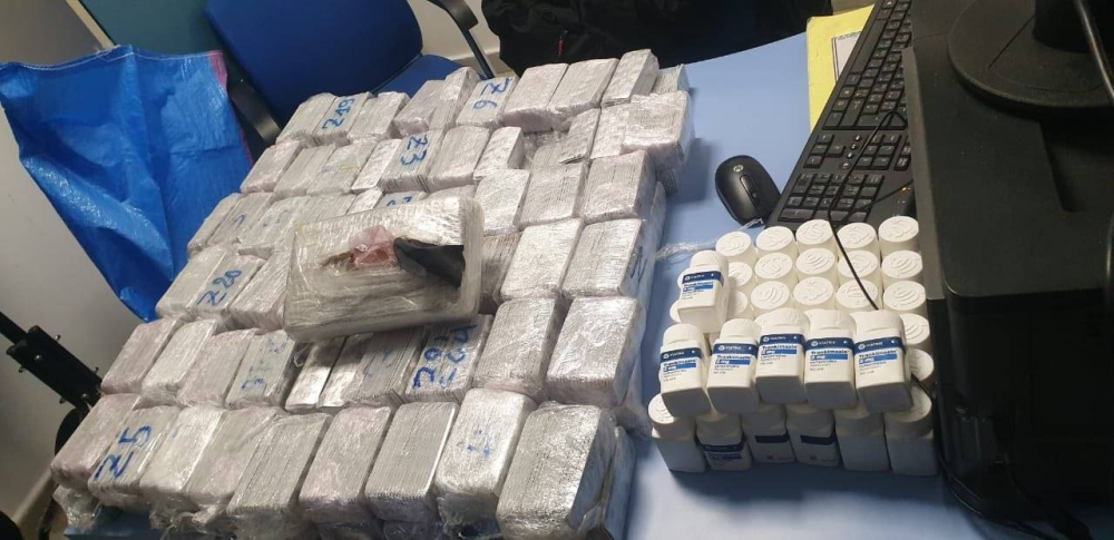 Bab Sebta : Saisie de 74.804 comprimés psychotropes et 1,95 kg de cocaïne