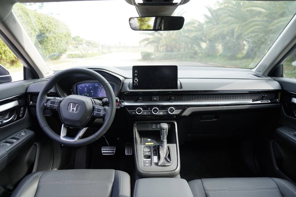 «Le Matin Auto» au volant du Honda CR-V 2.0 i-MMD Titanium