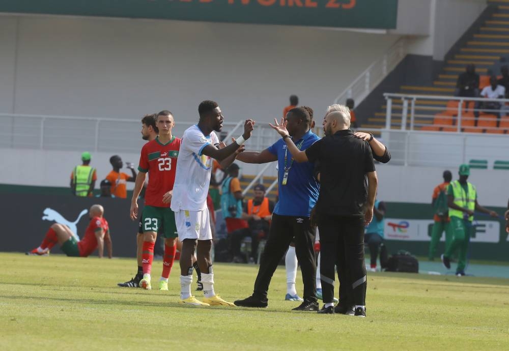 CAN 2023 : récit de l’altercation entre Walid Regragui et Chancel Mbemba