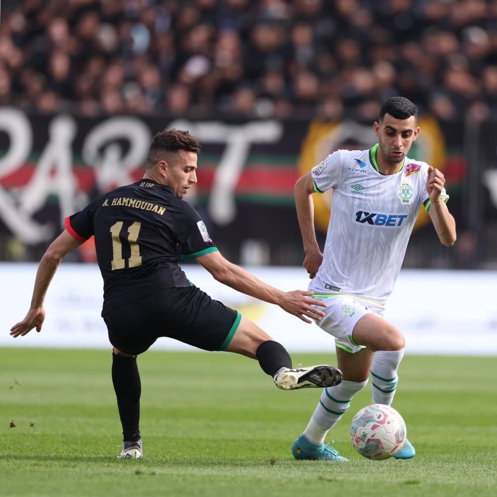 Botola : le chassé-croisé entre l’AS FAR et le Raja se poursuit