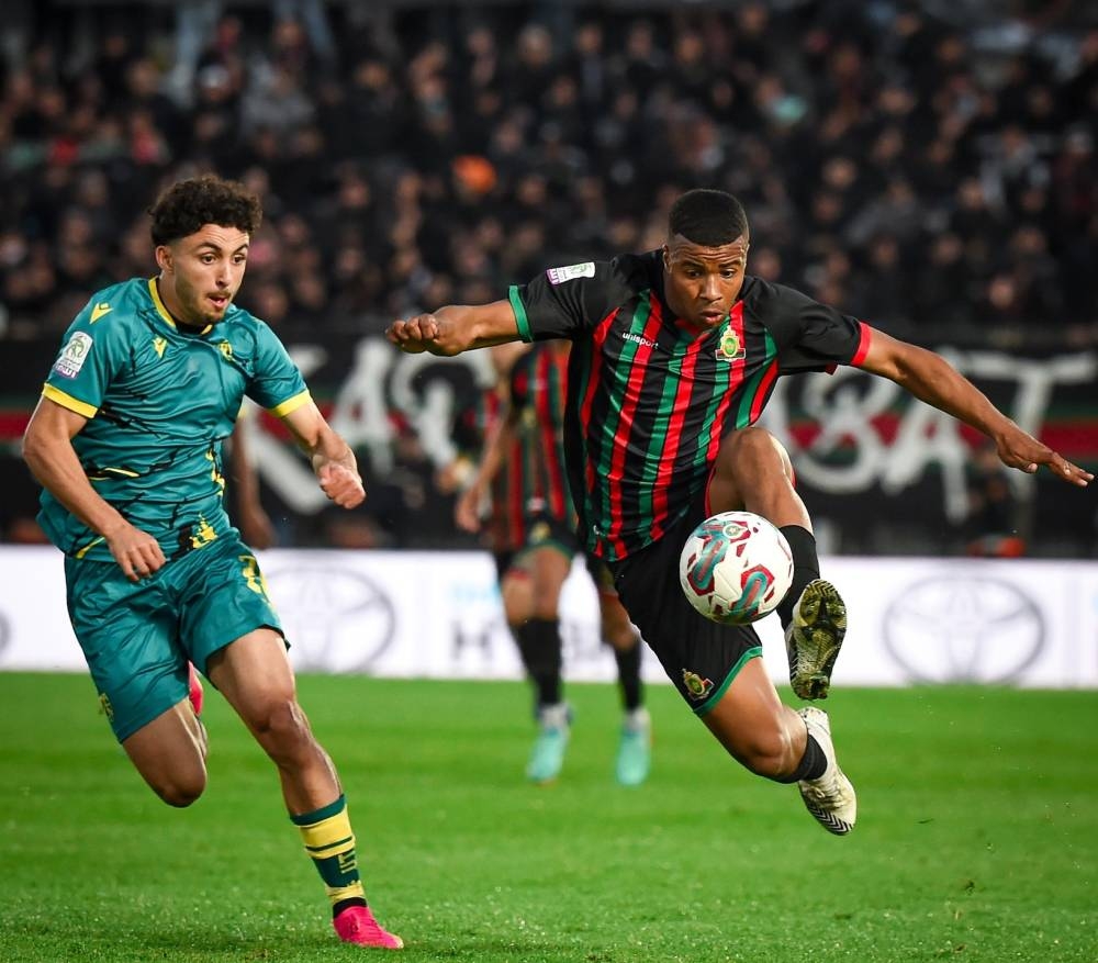 Botola : l’AS FAR s’empare du fauteuil de leader, le FUS continue de réduire l’écart