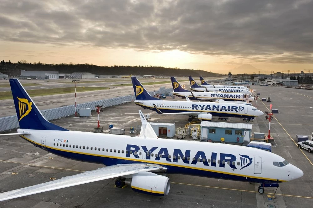 Billets commercialisés en devises : Abdeljalil rappelle Ryanair à l'ordre