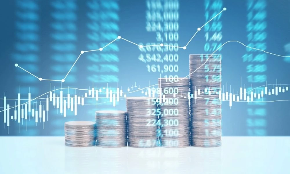 Selon la lecture d’AGR, l’évolution des taux d’ici la fin de l’année 2024 devrait rester intimement liée à deux facteurs, à savoir la stratégie de financement extérieur du Trésor et la poursuite de la désinflation au Maroc.