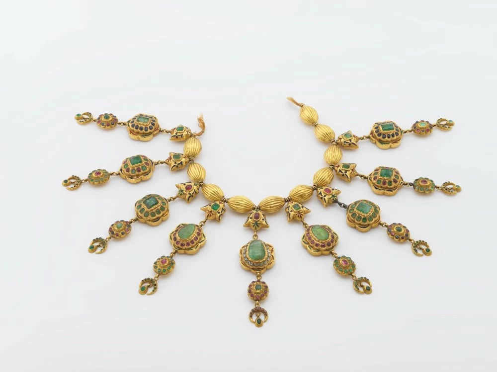 Collier (lebba) Maroc, Rabat, Fès ou Meknès. Période Alawite, 18e-19e siècle. Musée d'Art Islamique de Doha, JE.3.1997