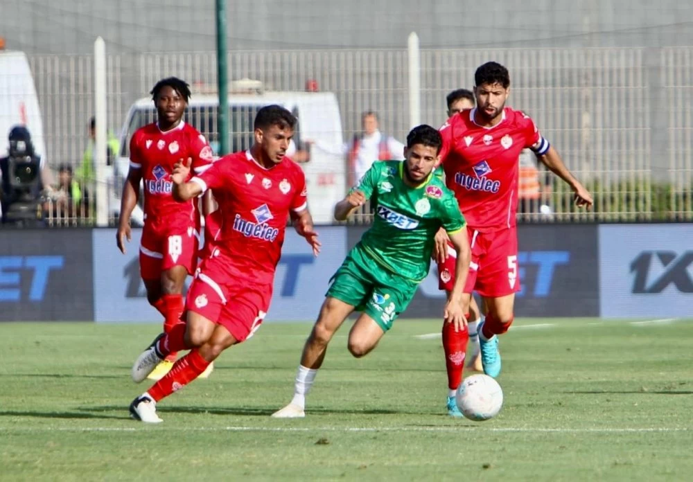 Le derby Raja-WAC se jouera lors de la 11e journée de la manche aller du championnat.  Ph. Seddik