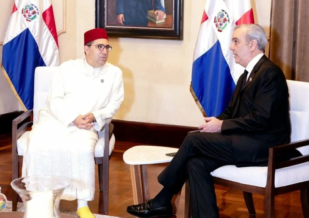 Le 16 août, au Palais présidentiel à Saint-Domingue et en marge de la cérémonie de son investiture, le Président de la République Dominicaine, S.E. Luis Rodolfo Abinader, a reçu en audience M. Nasser Bourita.