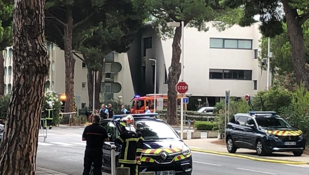 France : voitures incendiées et explosion devant une synagogue dans le sud du pays