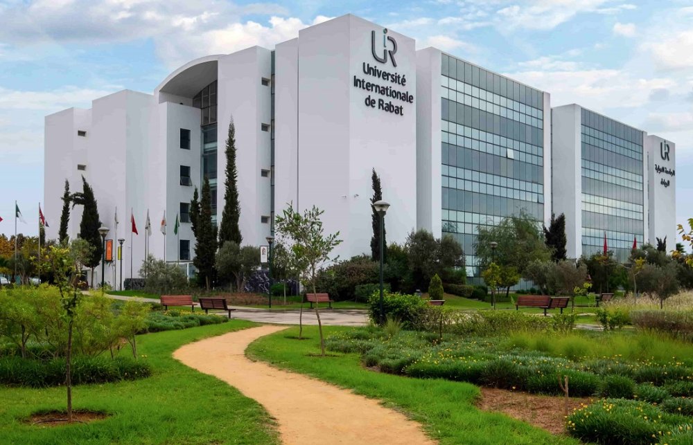 L’Université Internationale de Rabat s'allie à CY Cergy Paris