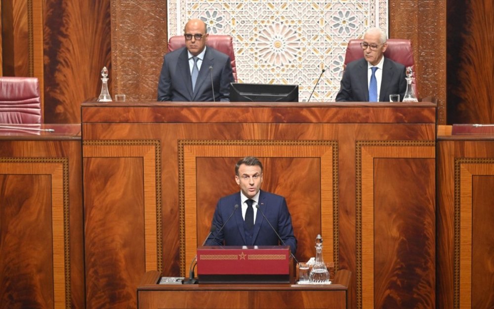 Emmanuel Macron prononce un discours devant les membres des deux Chambres du Parlement