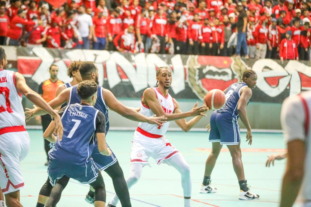 Division Excellence de Basketball : le WAC et le FUS consolident leur position en tête, le MAS reste dans leur sillage