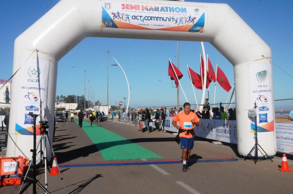 La 7e édition du semi-marathon d’El Jadida célèbre la fête de l’Indépendance