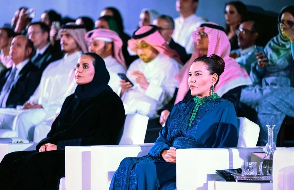 S.A.R. la Princesse Lalla Hasnaa et S.E. Sheikha Al Mayassa Bint Hamad Al-Thani président à Doha le "Caftan Fashion Show"