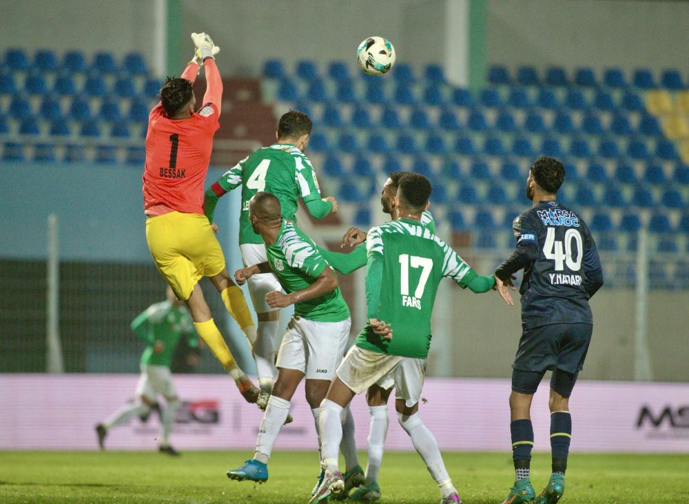 Botola : la RSB enchaîne sans fléchir, le Raja poursuit sa descente aux enfers