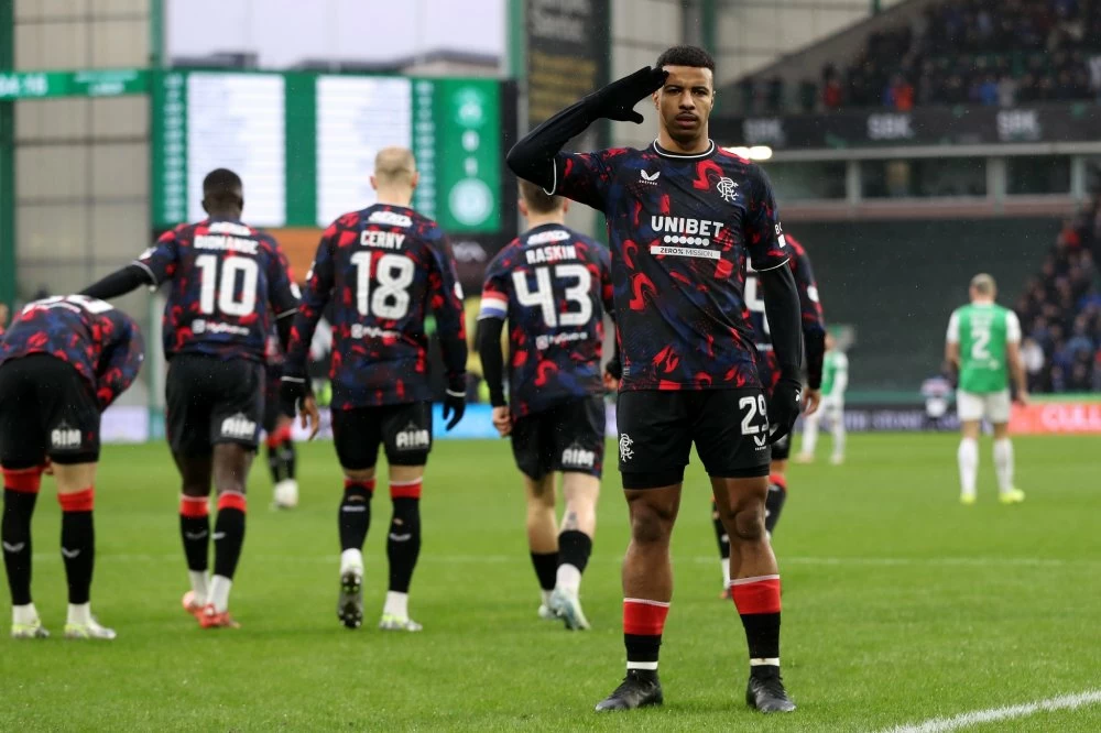 Avec les Rangers, Igamane a planté 13 buts et délivré deux passes décisives toutes compétitions confondues.