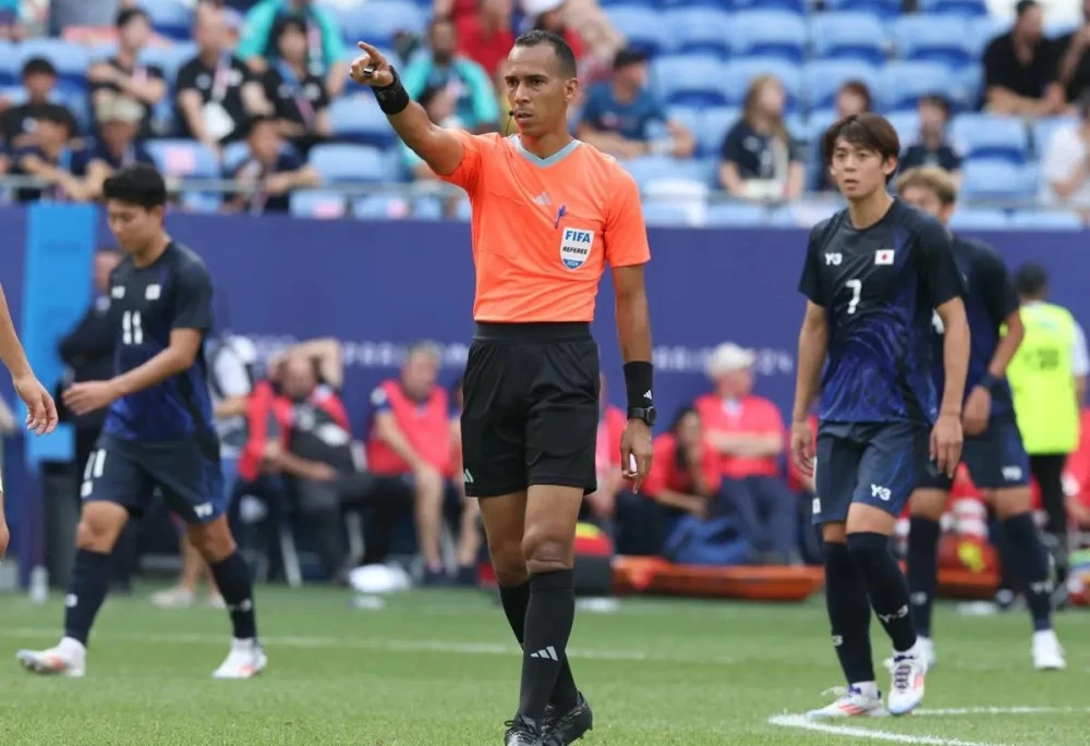 CAN 2025 : Le Mauritanien Dahane Beida au sifflet du match Maroc-Cameroun