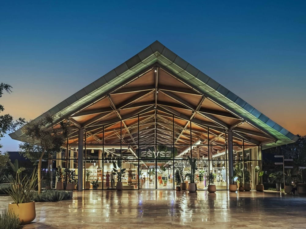 Le Marché Dar Essalam ouvre son aile Ouest et accueille le cinéma Pathé