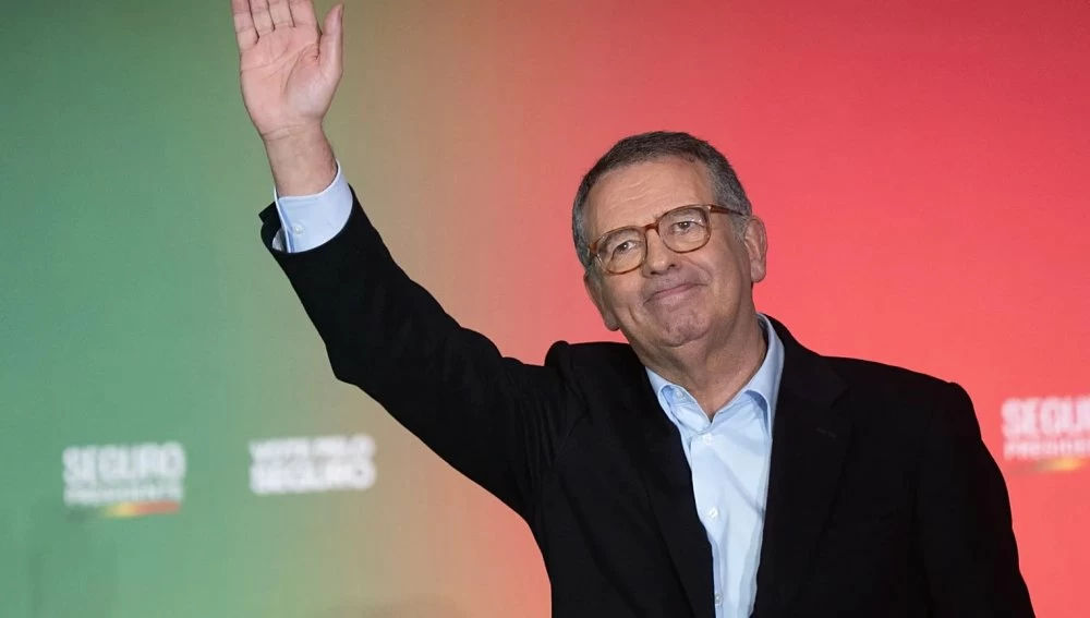 Présidentielle au Portugal : large victoire du candidat Antonio José Seguro
