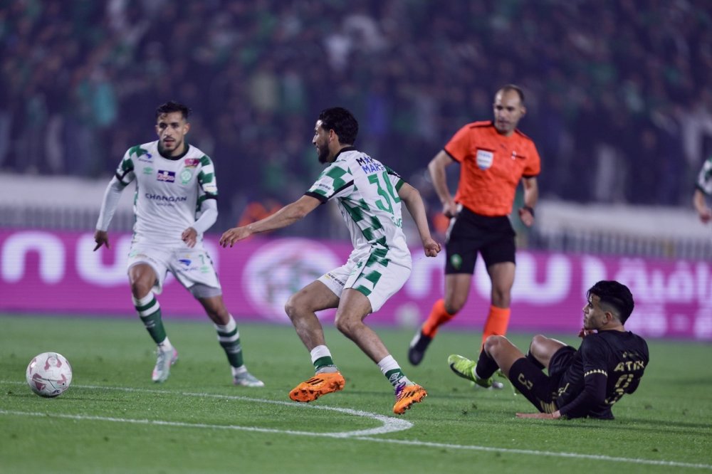 دوري بوتولا: الرجاء يُثبت مركزه في الصدارة بفوزه على أولمبيك آسفي، والريب الفاسي يلاحقه