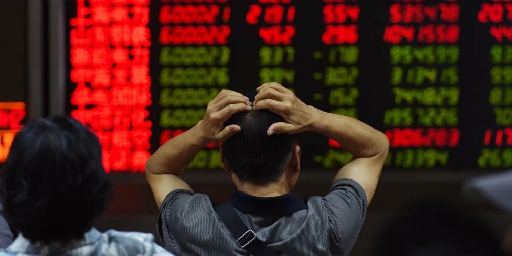 La réaction des marchés actions a été relativement modérée, surtout comparée au mouvement plus marqué observé sur les marchés obligataires.