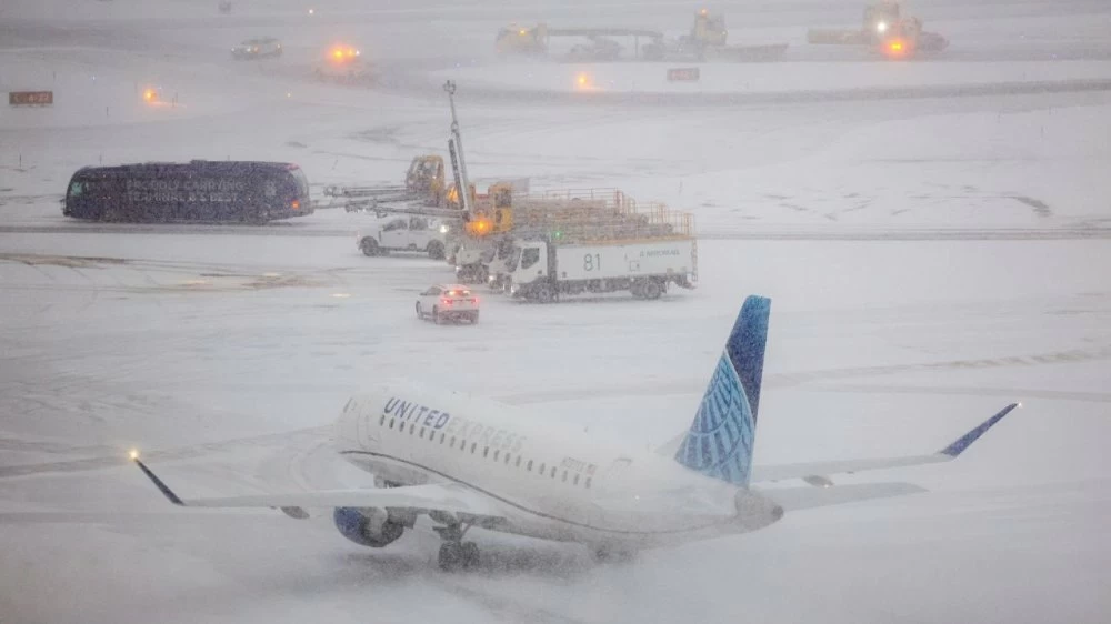 Intempéries aux États-Unis : plus de 3.500 vols annulés à travers le pays