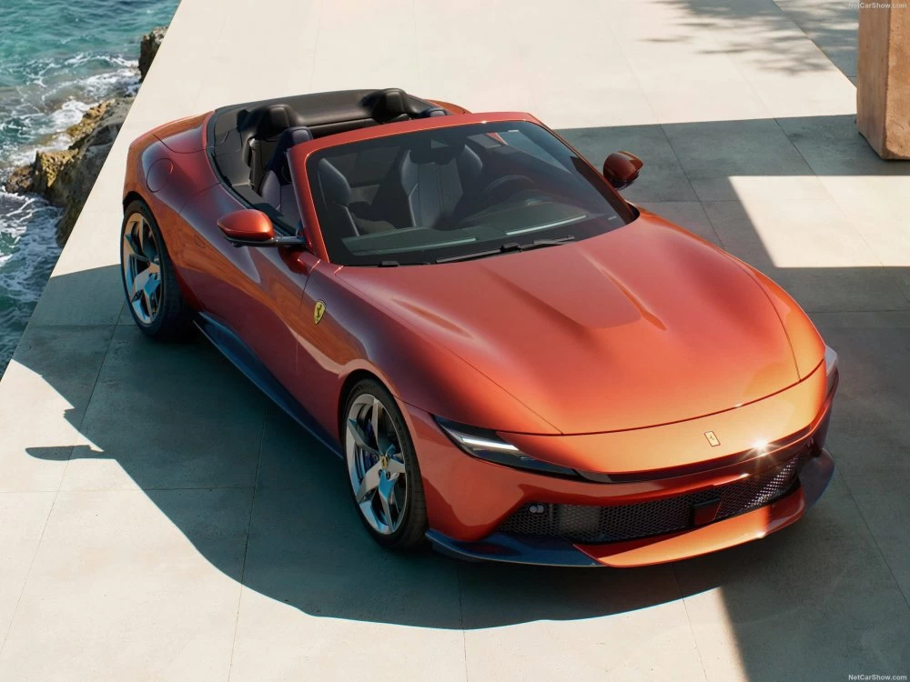 Ferrari Amalfi Spider : 640 ch et 320 km/h à ciel ouvert