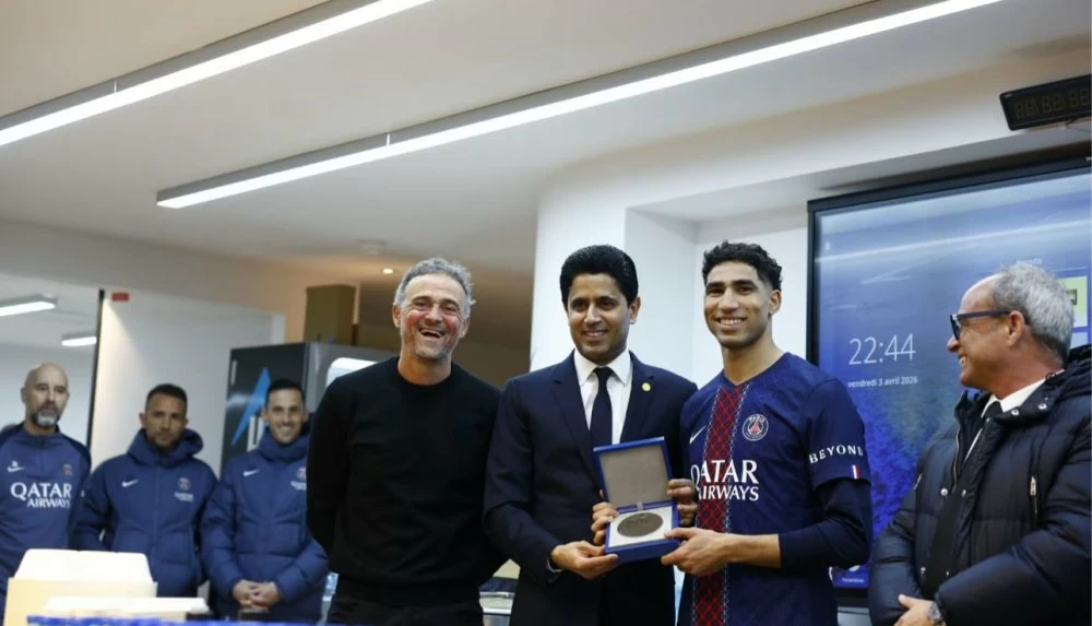 Achraf Hakimi atteint les 200 matchs sous le maillot parisien, le PSG l’honore