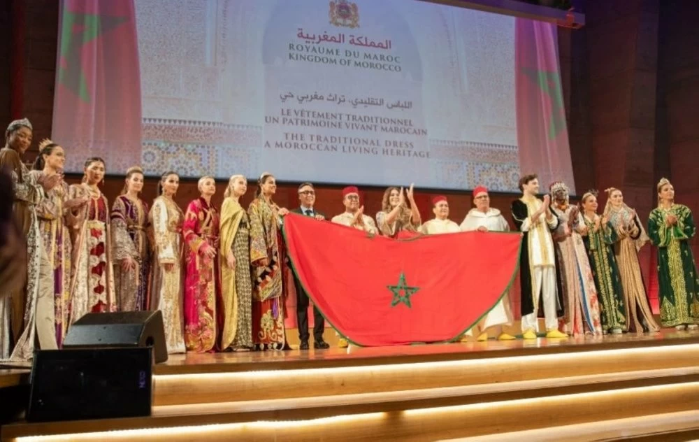 Le caftan marocain dans tous ses éclats à la Semaine africaine de l'Unesco à Paris