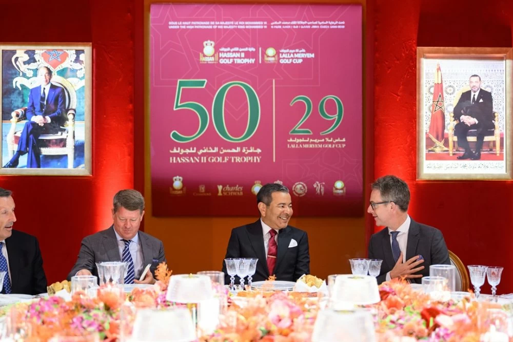S.A.R. le Prince Moulay Rachid préside le dîner de gala offert par S.M. le Roi à l'occasion de la 50e édition du Trophée Hassan II de golf et de la 29e édition de la Coupe Lalla Meryem