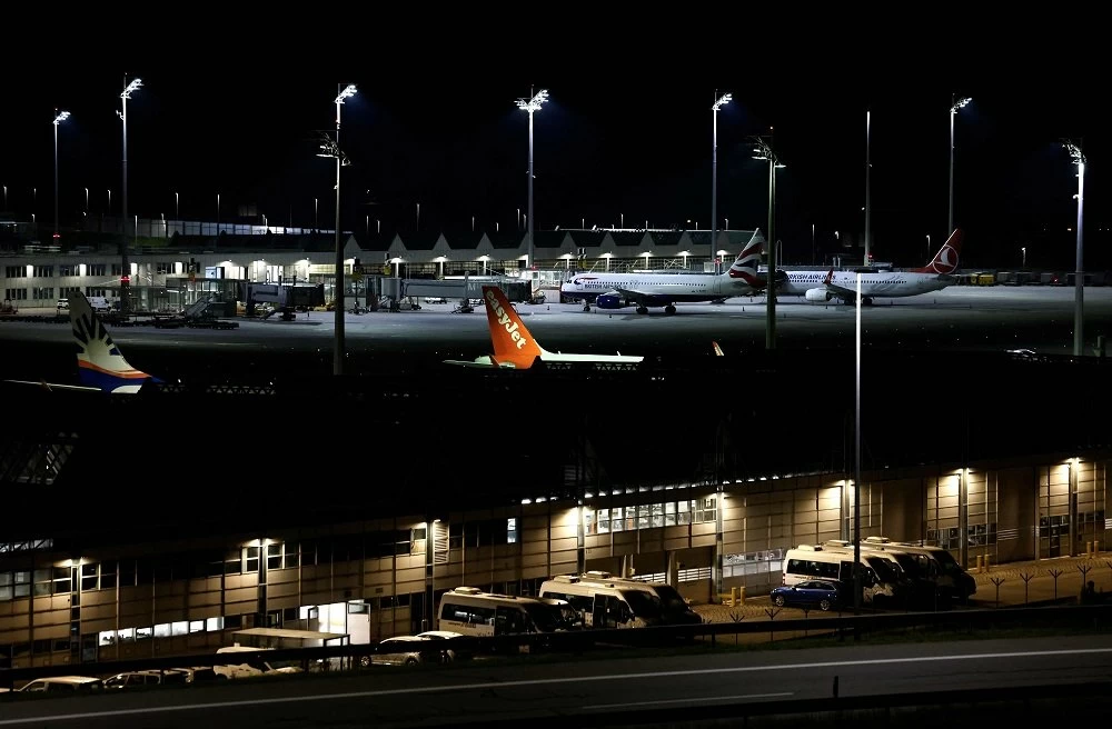 Le trafic interrompu à l'aéroport de Munich après une alerte aux drones
