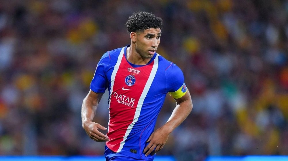 Le Lat ral Droit Marocain Du Paris Saint Germain Achraf Hakimi Touch 