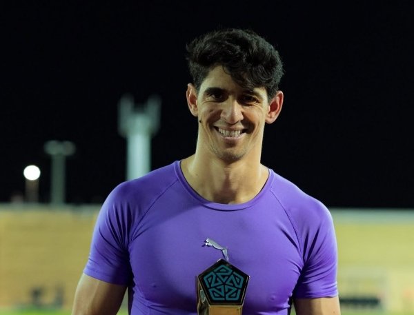 ياسين بونو يُنقذ الهلال من أربع فرص محققة ويحصل على أعلى تقييم في مباراة الحزم — image 1